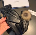 Chanel Gloves In Black