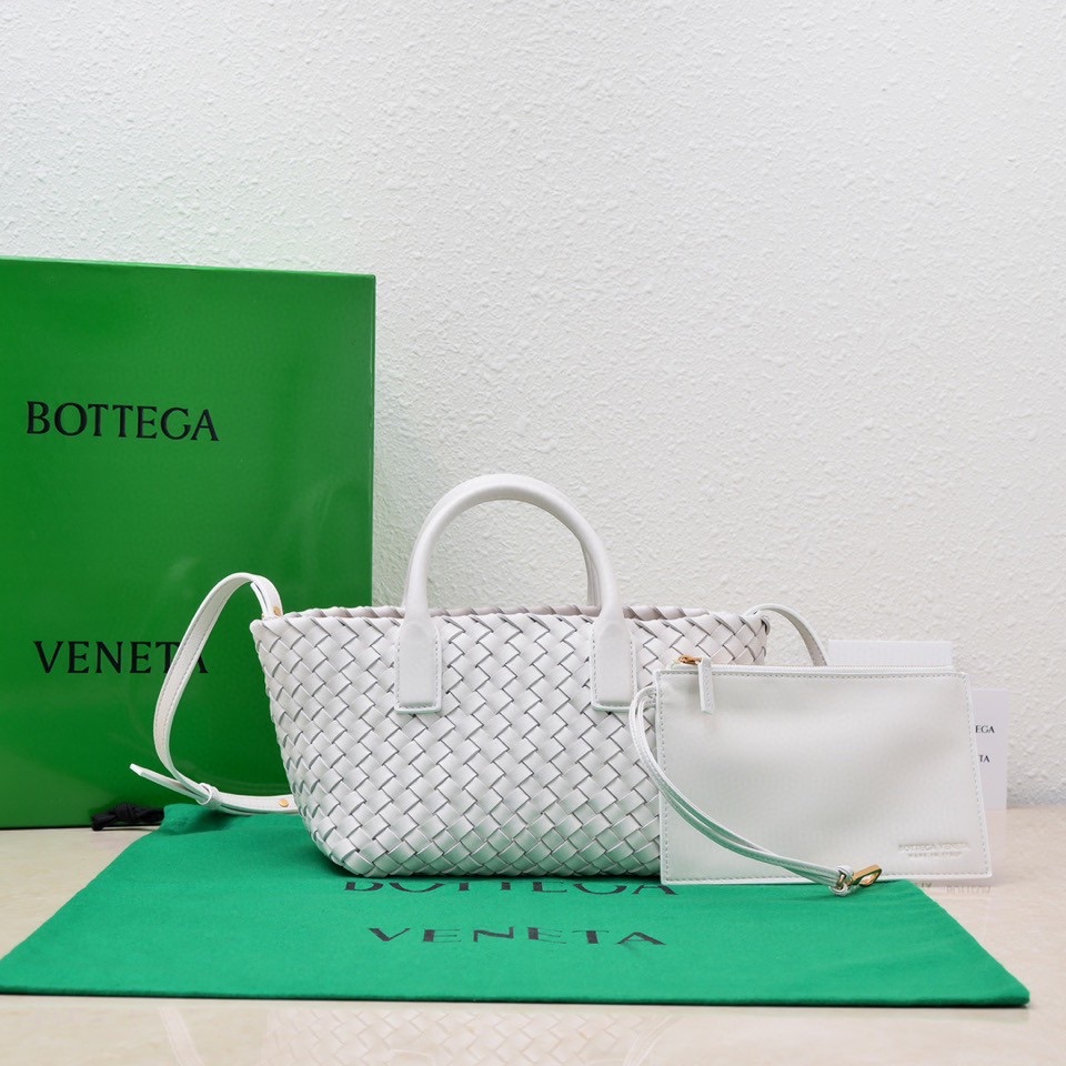 Bottega Veneta Mini Cabat White, For Women, Women’s Bags 7.9in/20cm 709464V1OW19009