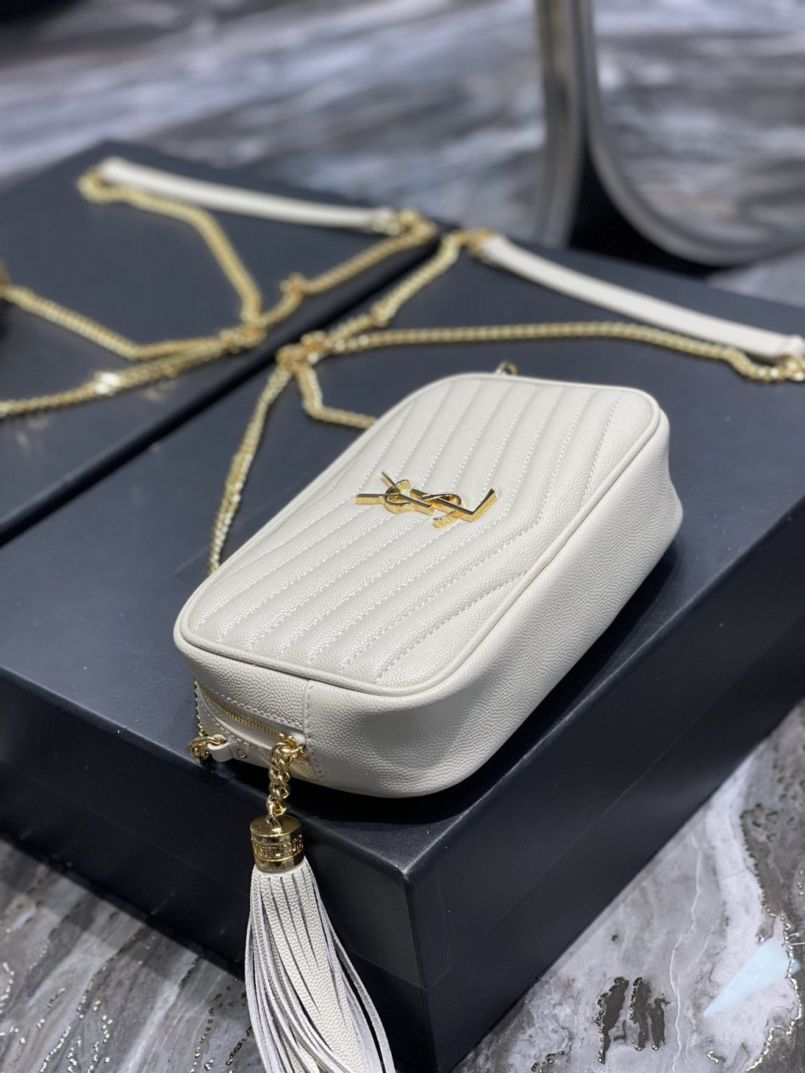 Saint Laurent Lou Mini Bag White In Quilted Grain De Poudre With Gold Hardware For Women 7.4in/19cm YSl 6125791GF019207