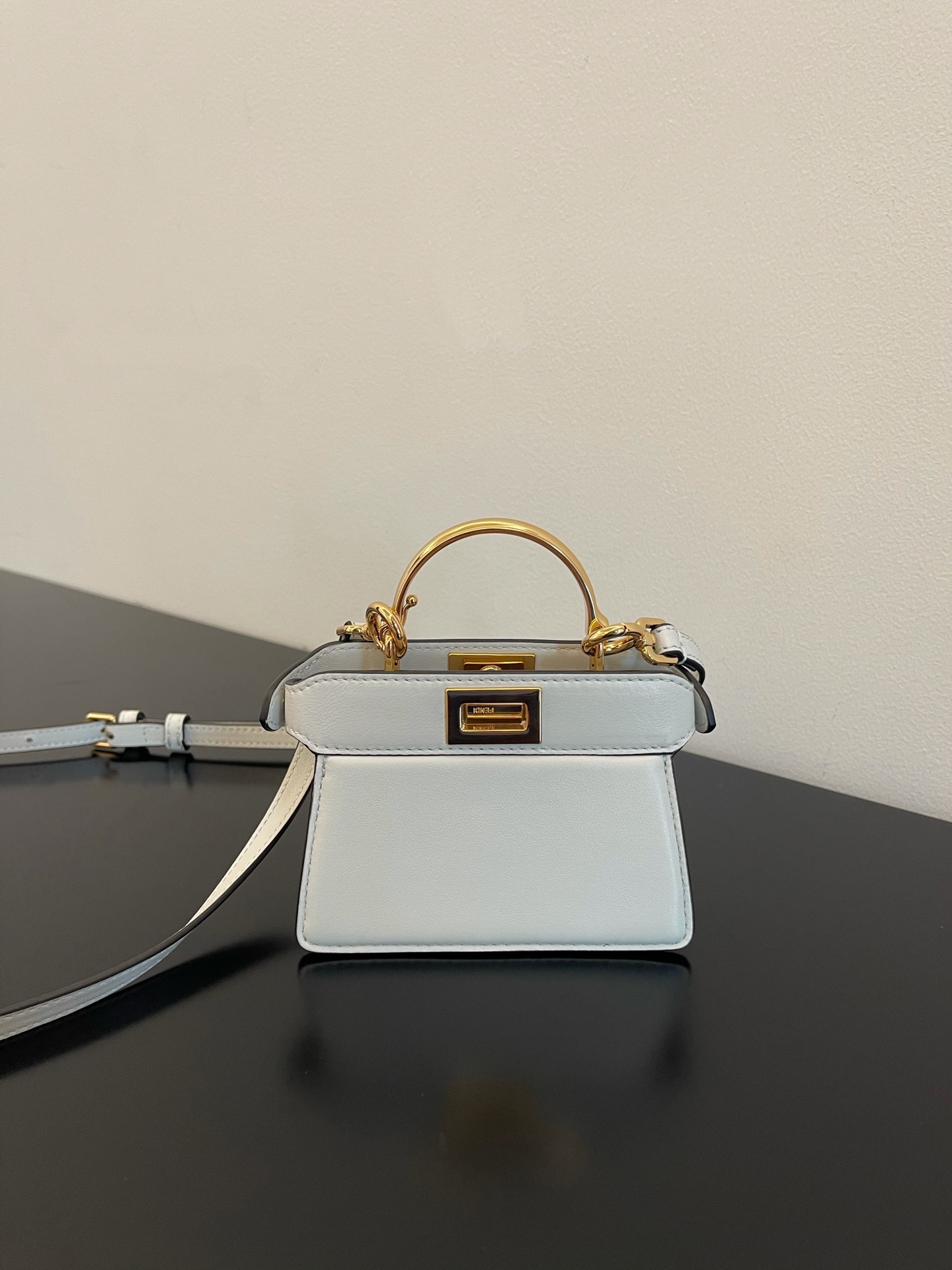 Fendi Peekaboo ISeeU Petite White Micro Bag For Woman 11cm/4.5in