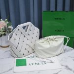 Bottega Veneta Point White, For Women, Women’s Bags 9.8in/25cm