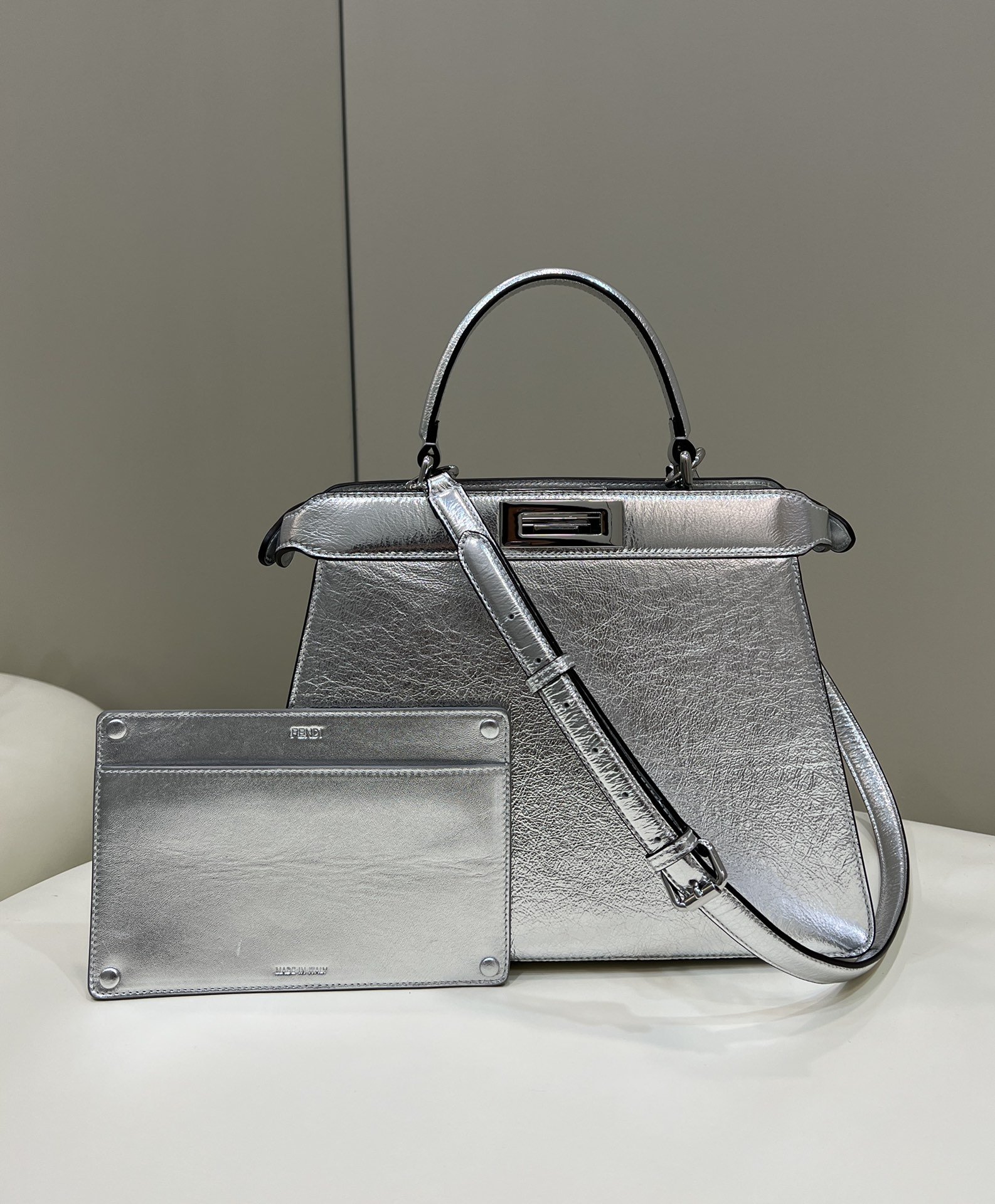 Fendi Peekaboo Medium Silver Bag For Woman 33cm/13in