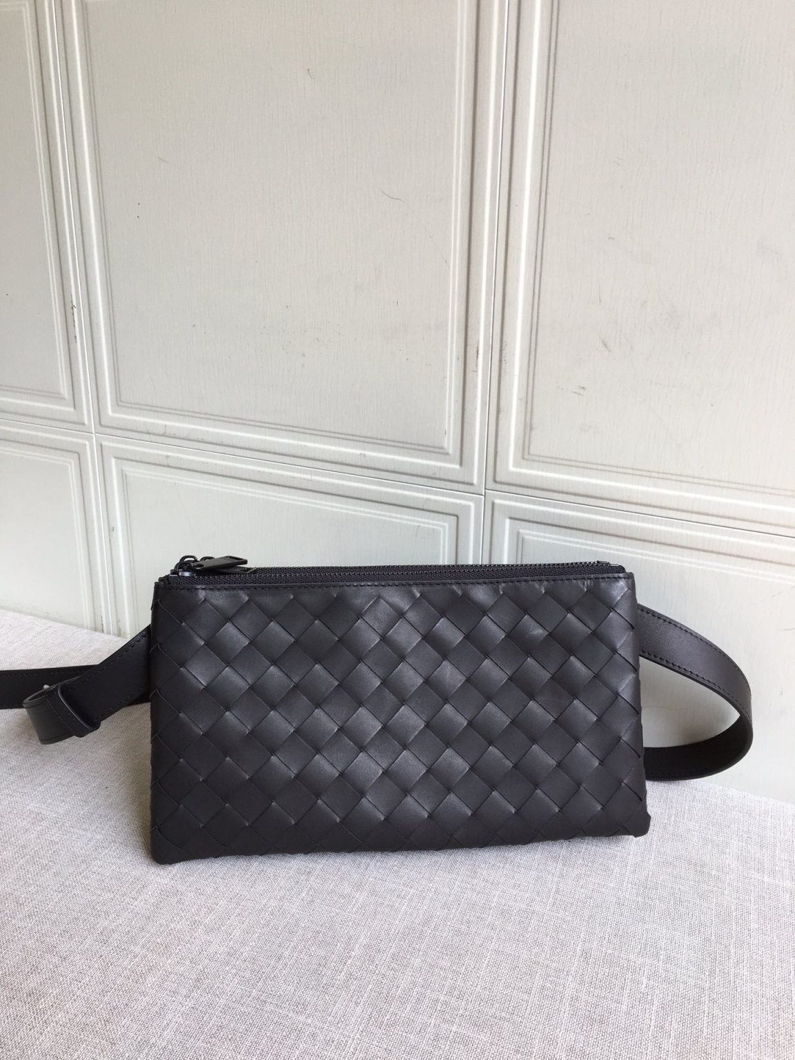 Bottega Veneta Crossbody Bag Black, For Women, Women’s Bags 10.2in/26cm