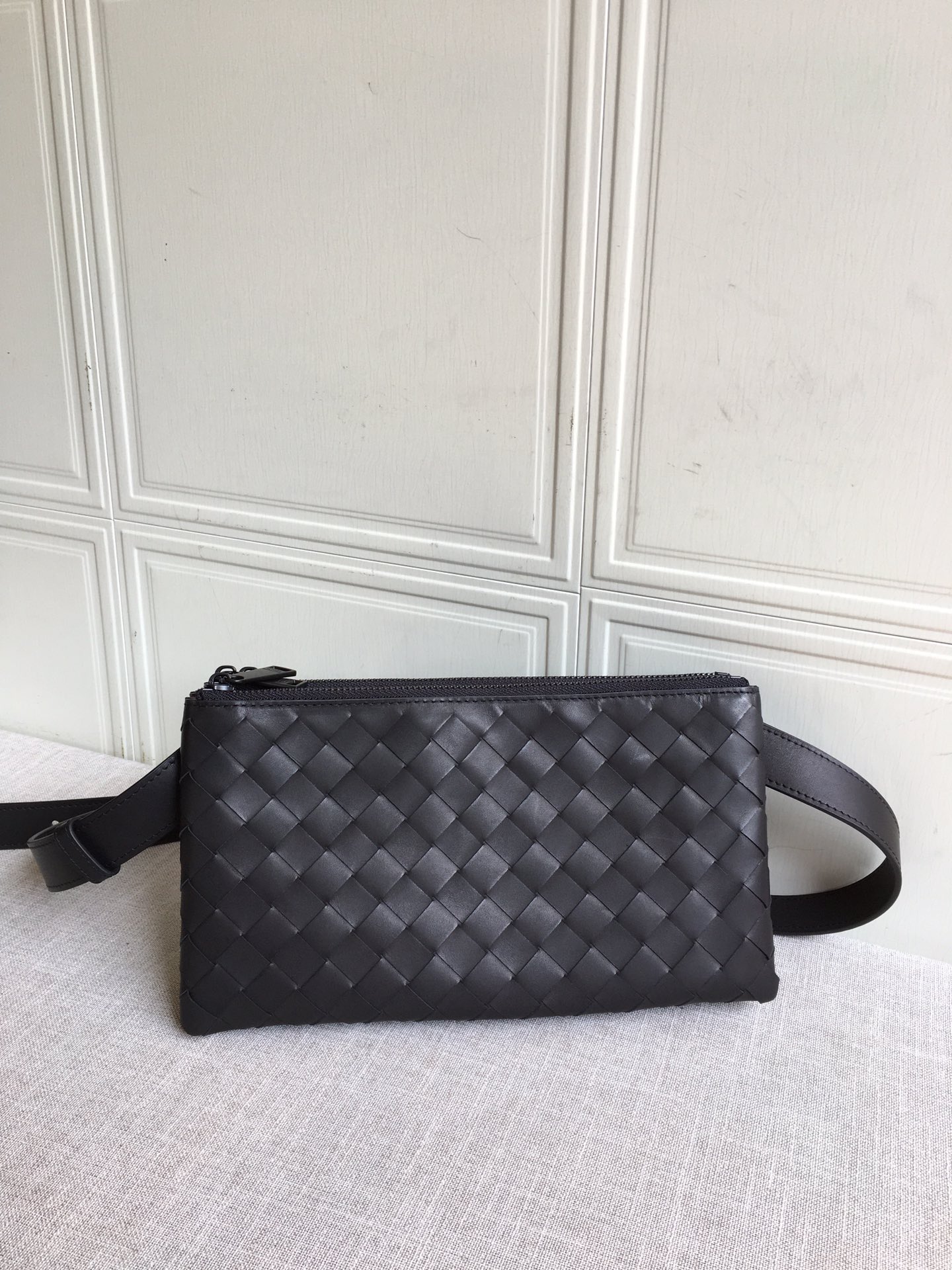 Bottega Veneta Crossbody Bag Black, For Women, Women’s Bags 10.2in/26cm