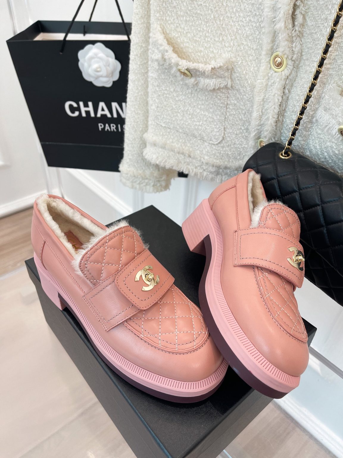 Chanel Women’s Loafers With Lining Pink For Women