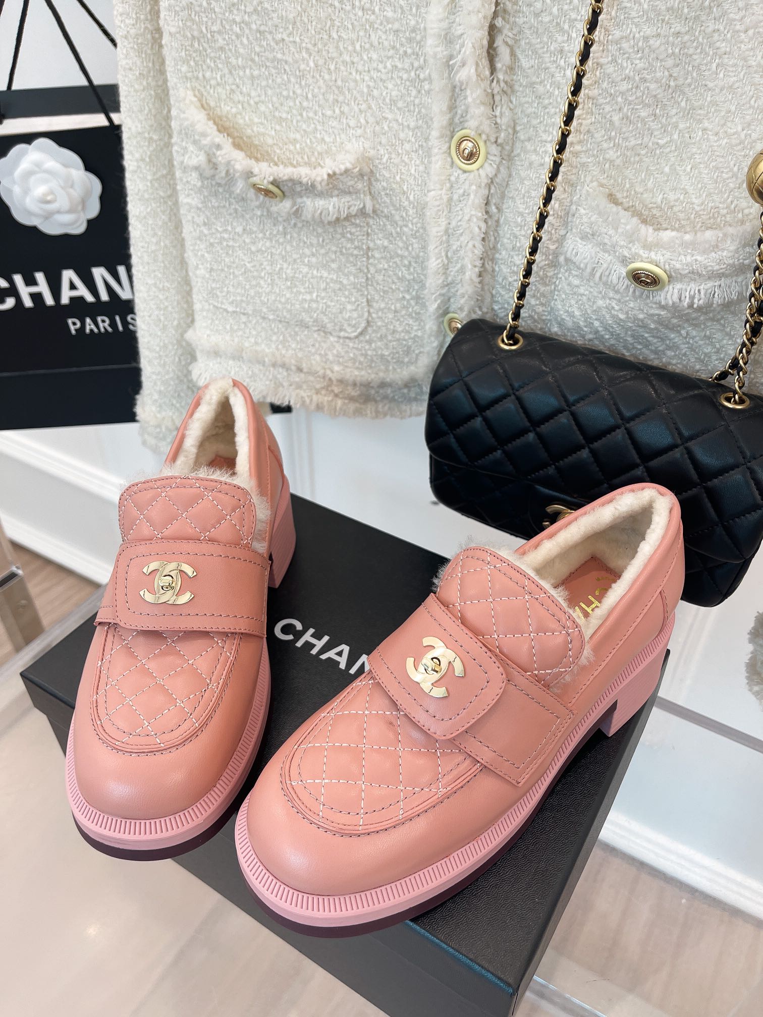 Chanel Women’s Loafers With Lining Pink For Women