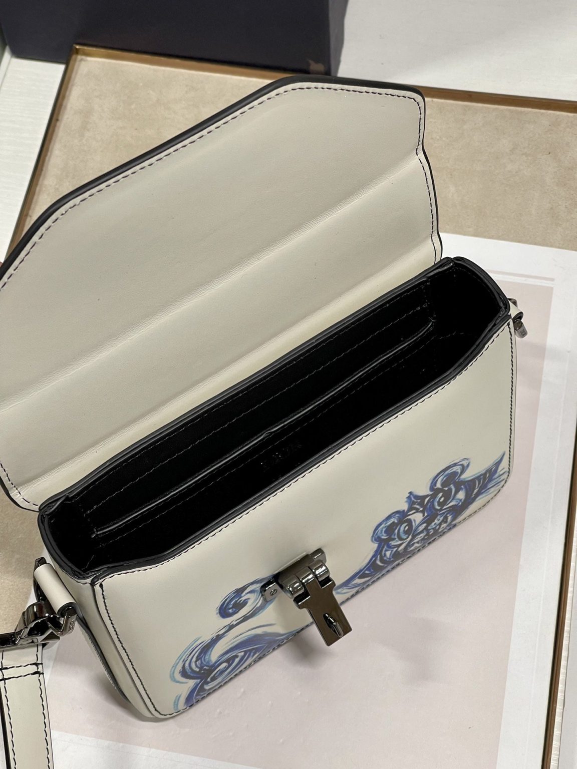 Christian Dior Lock Handbag White For Women 7.5in/19cm CD