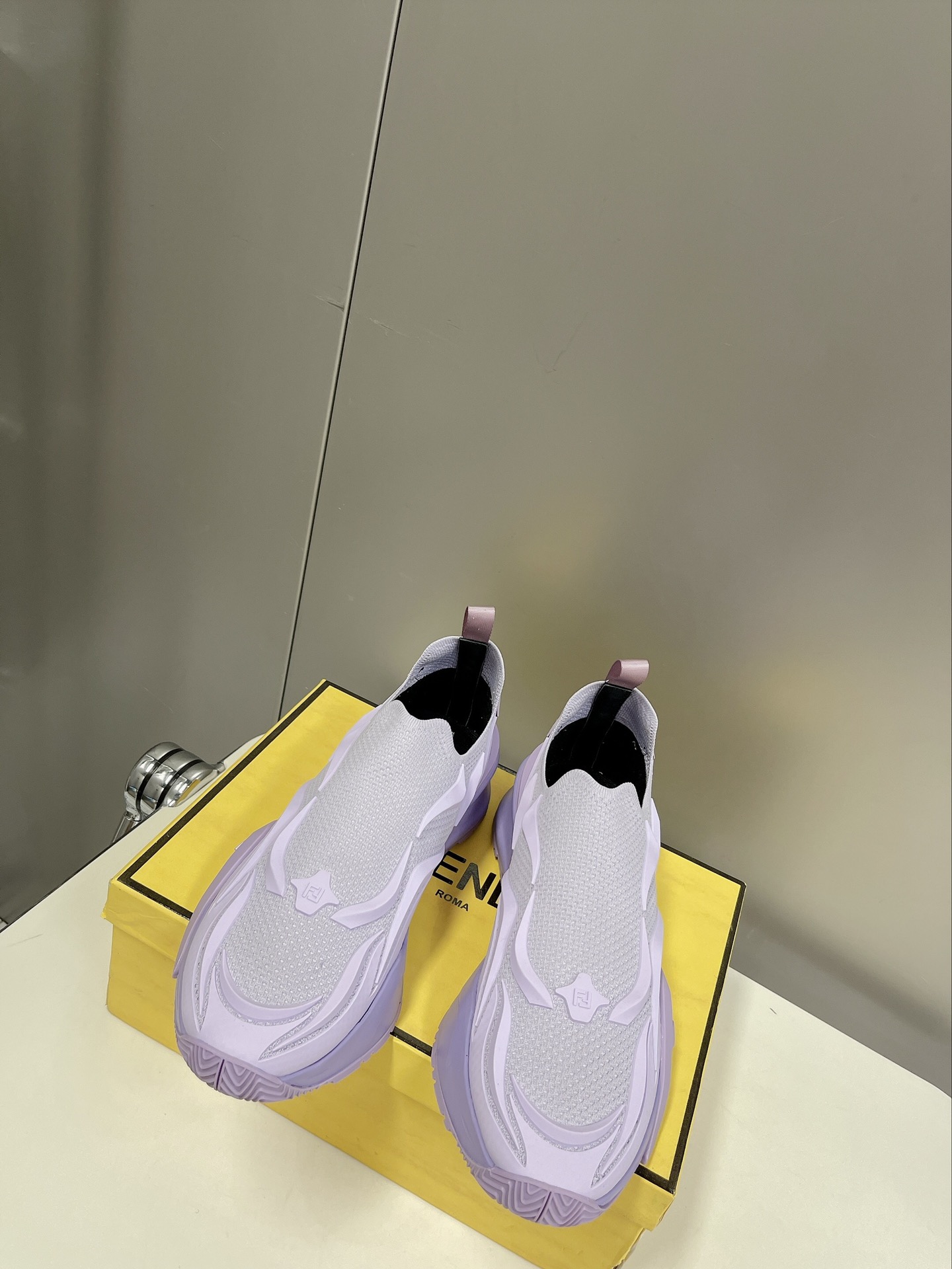 Fendi Low Trainers Sneakers Violet For Women