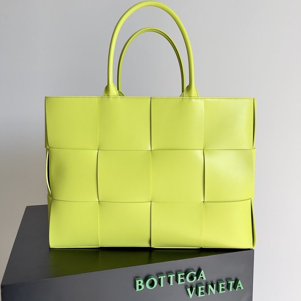 Bottega Veneta Large Arco Tote Bag Yellow, For Women, Women’s Bags 18.1in/46cm