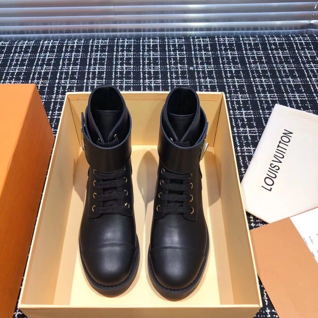 Louis Vuitton Wonderland Flat Ranger Calfskin Leather Fall/Winter Collection Black