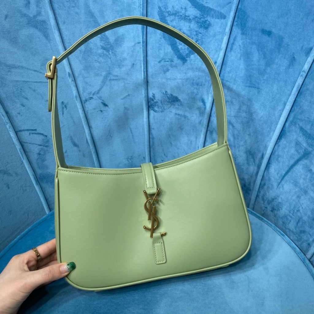 Saint Laurent Le 5 À 7 Hobo Bag In Smooth Light Green For Women 9in/23cm YSL 6572282R20W3316