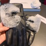 Chanel Gloves In Black