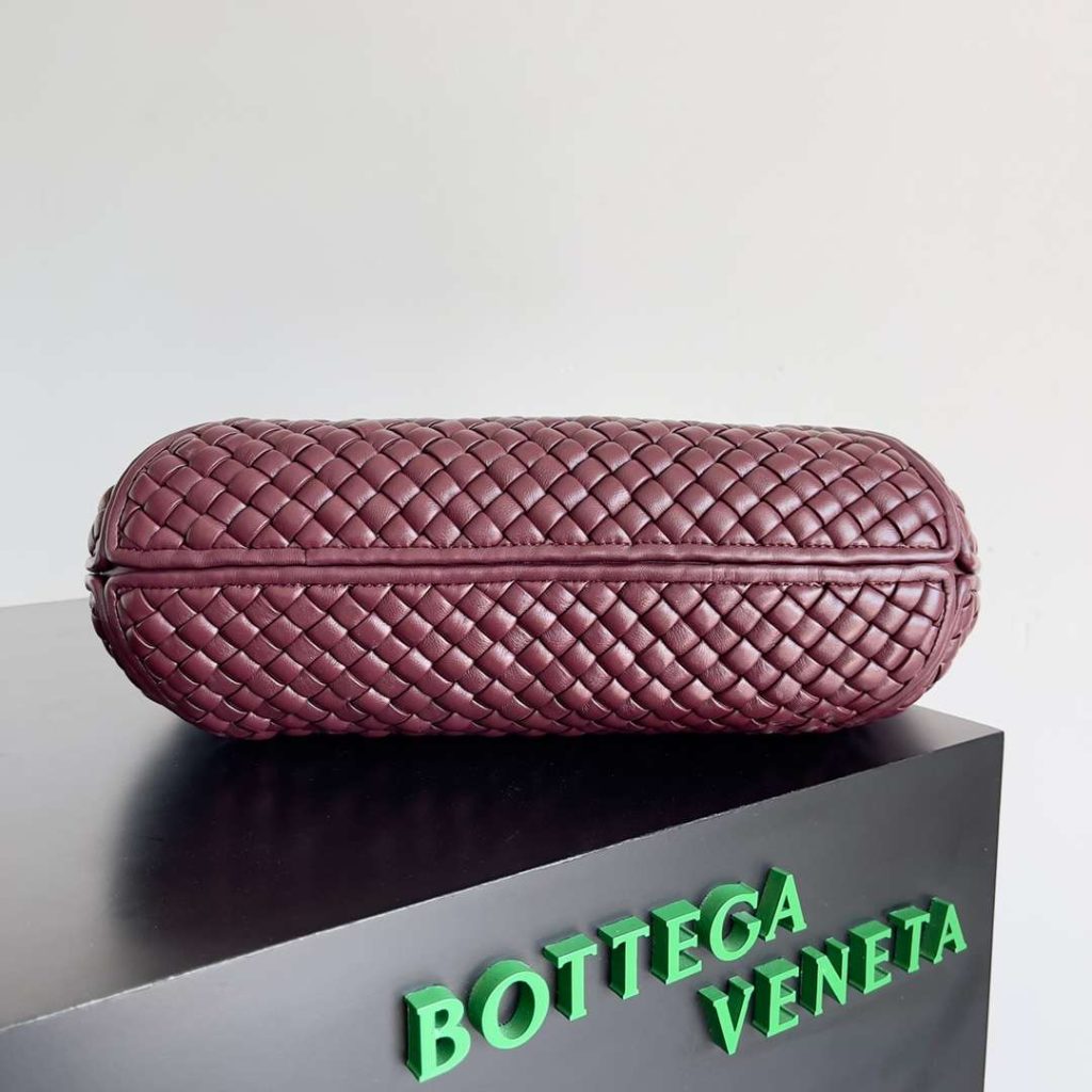 Bottega Veneta Medium Clicker Shoulder Bag Cream/Burgandy For Women 36cm / 14.2in