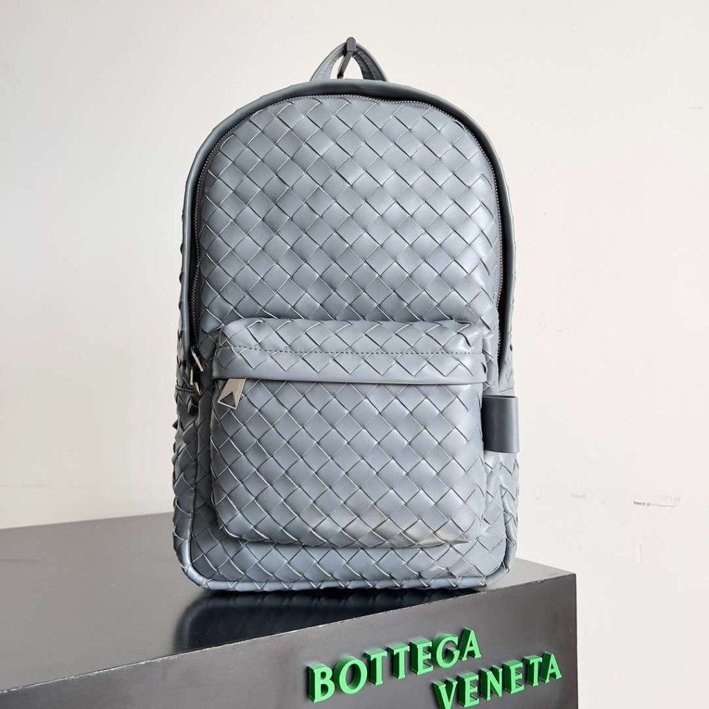 Bottega Veneta Medium Intrecciato Backpack Dark Green/Beige/Grey For Women 46cm / 18.1in