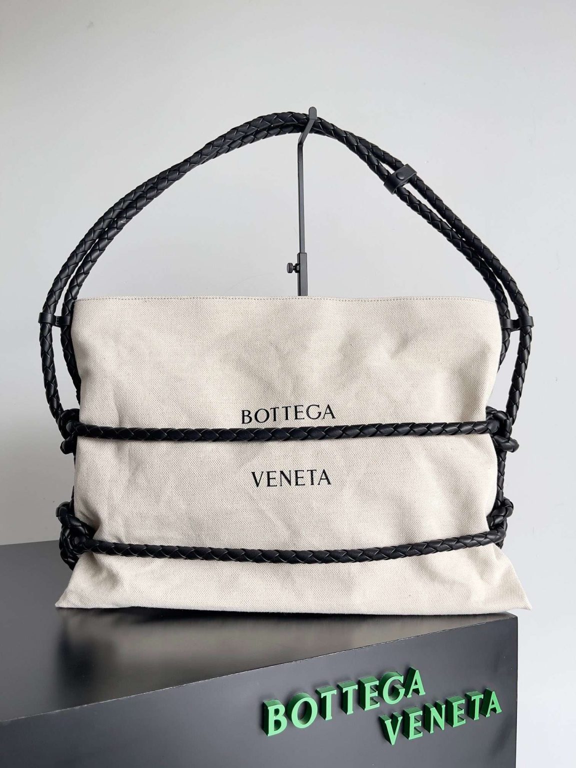 Bottega Veneta Quadronno Shoulder Bag Cream For Women 18in/46cm