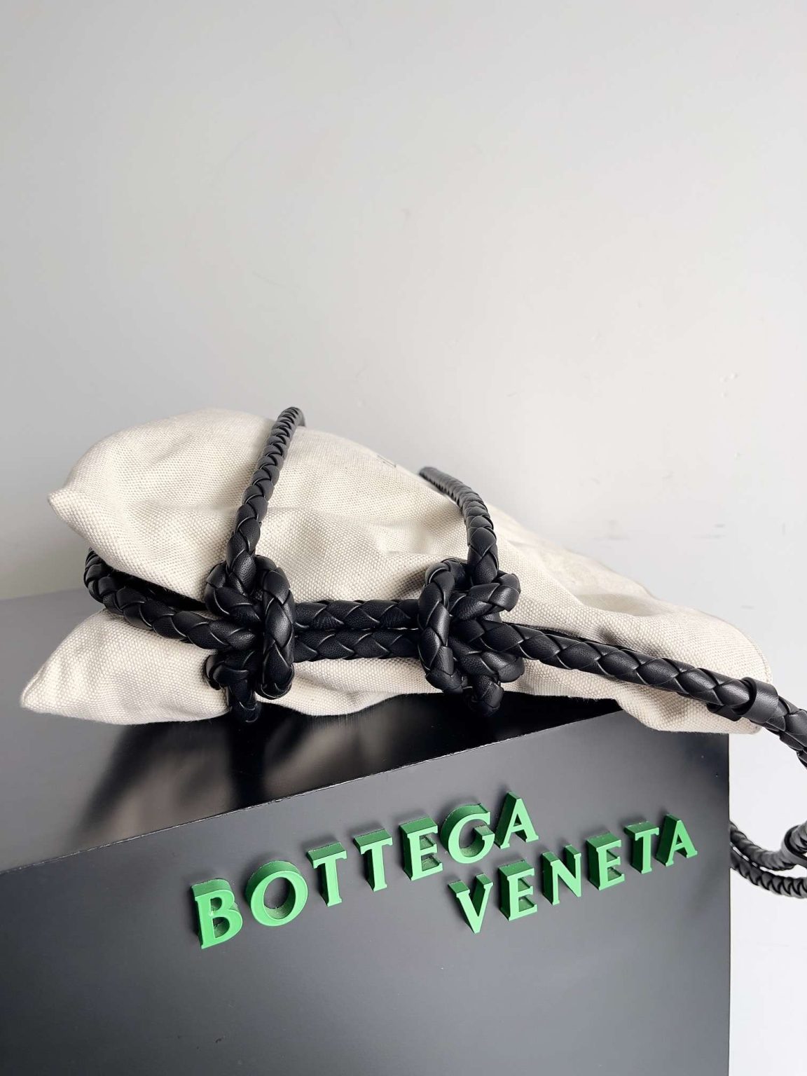 Bottega Veneta Quadronno Shoulder Bag Cream For Women 18in/46cm