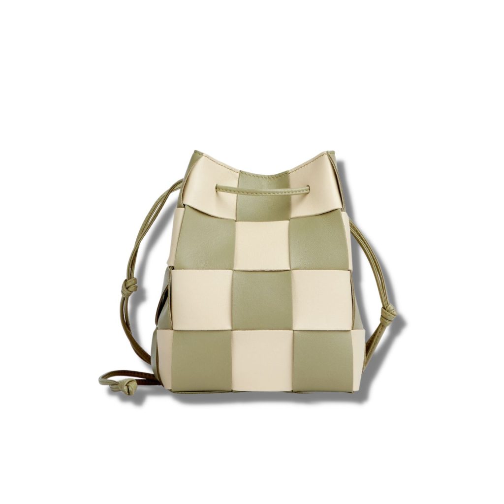 Small Cassette Bucket Bag Beige/White For Women‎ 7.1in/18cm 680218V2AC39274