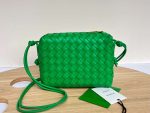 Bottega Veneta Small Loop Camera Bag Black/Green/Dark Green For Women 22cm / 8.7in 723548V1G118425