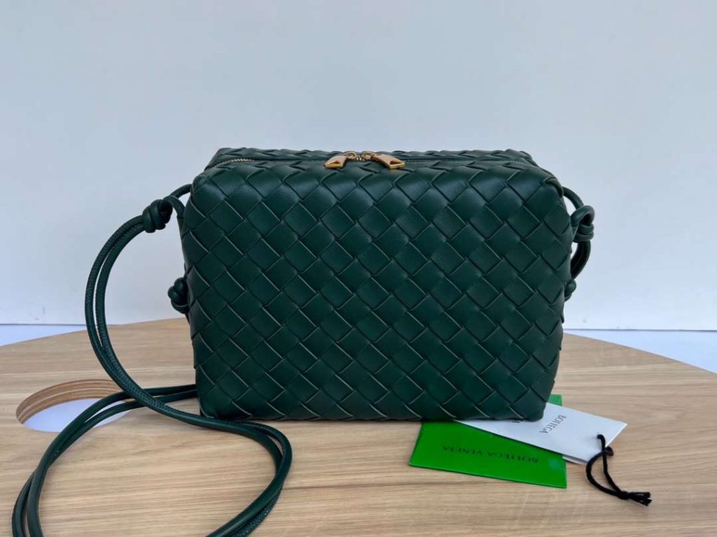 Bottega Veneta Small Loop Camera Bag Black/Green/Dark Green For Women 22cm / 8.7in 723548V1G118425