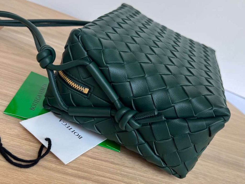 Bottega Veneta Small Loop Camera Bag Black/Green/Dark Green For Women 22cm / 8.7in 723548V1G118425