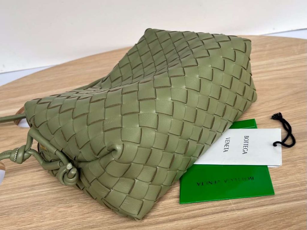 Bottega Veneta Small Loop Camera Bag Black/Green/Dark Green For Women 22cm / 8.7in 723548V1G118425