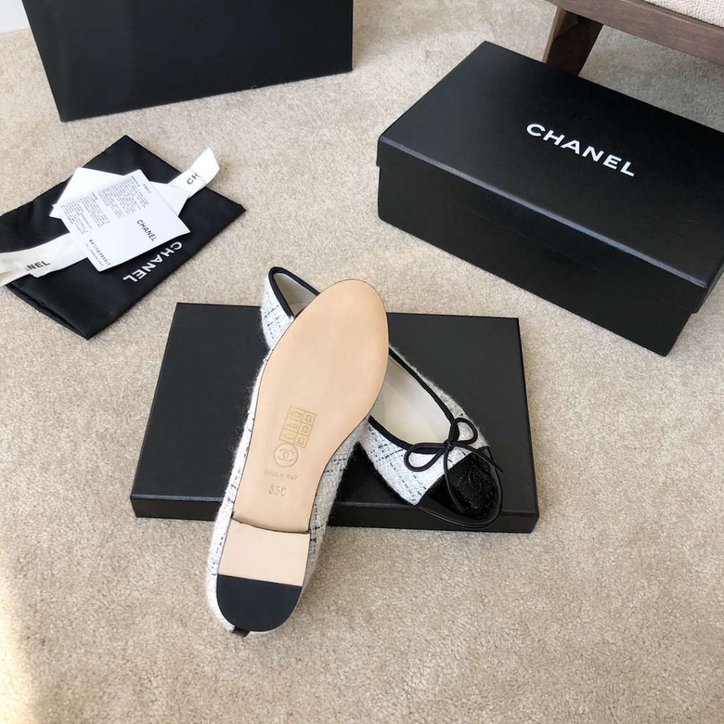 Chanel Ballet Flats White For Women