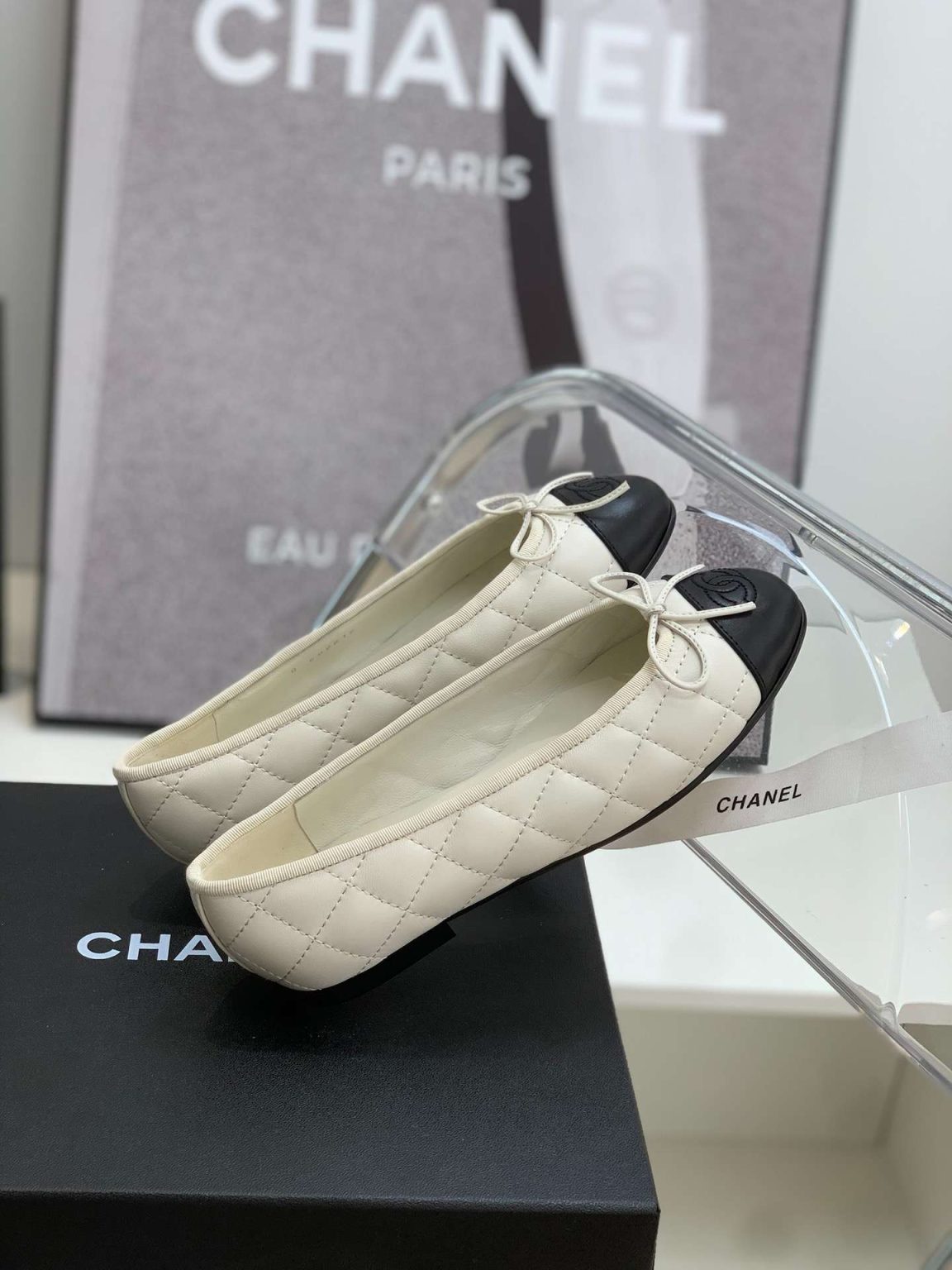 Chanel Ballet Flats White For Women