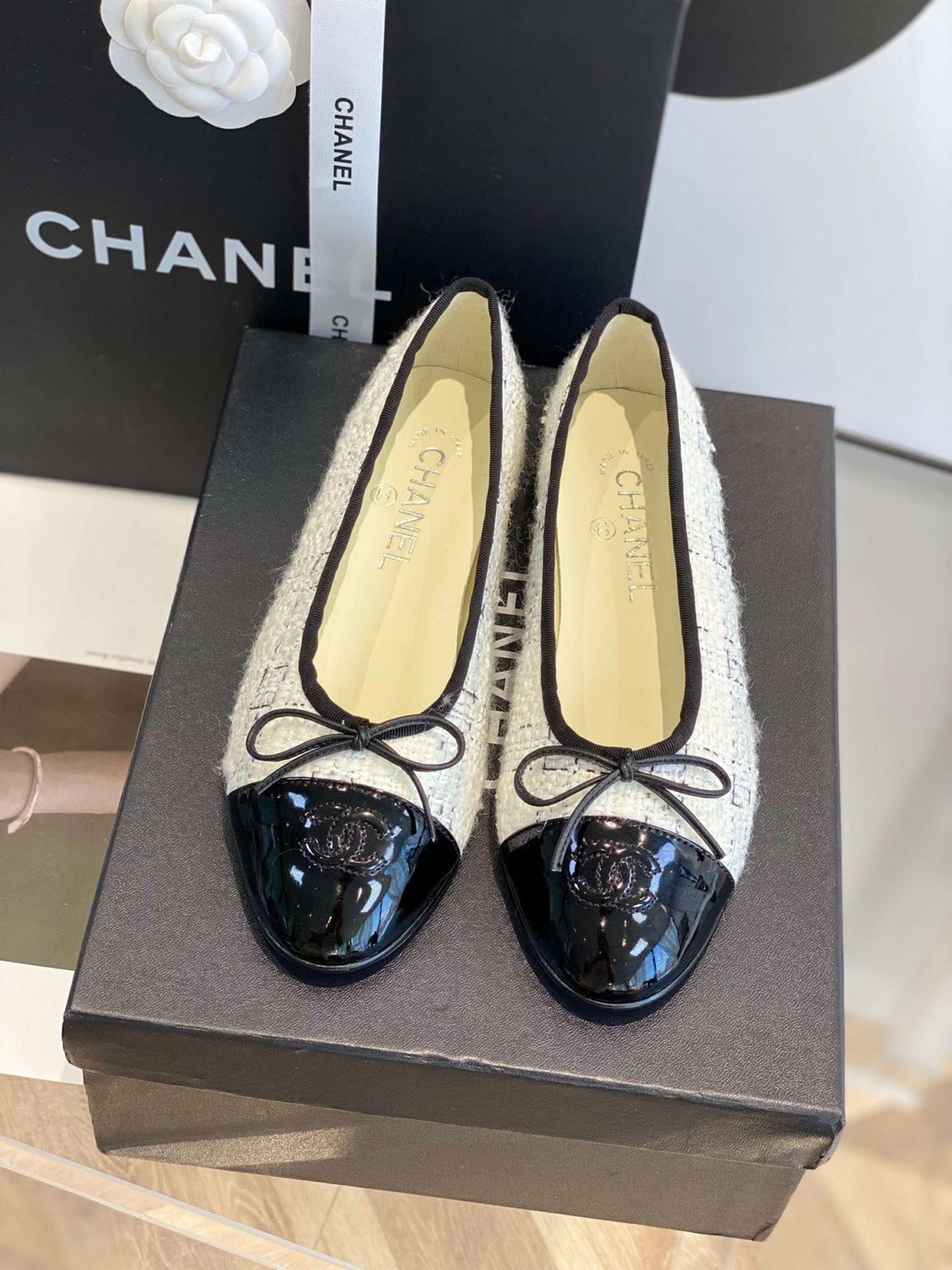 Chanel Ballet Flats White For Women