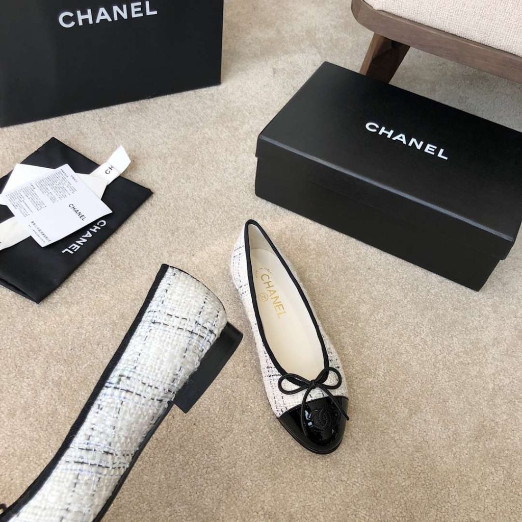 Chanel Ballet Flats White For Women