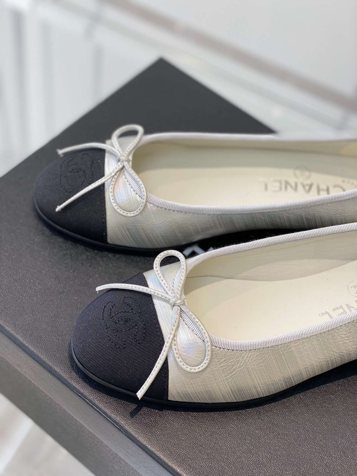 Chanel Ballet Flats Silver For Women