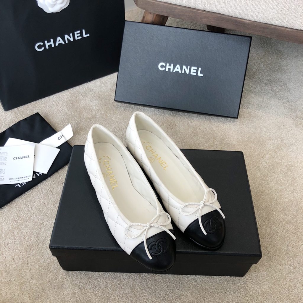 Chanel Ballet Flats White For Women