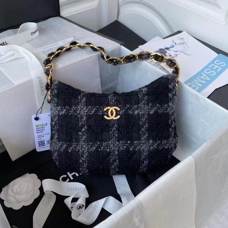 Chanel CC Hobo Bag Black For Women 24cm / 9.4in AS3562