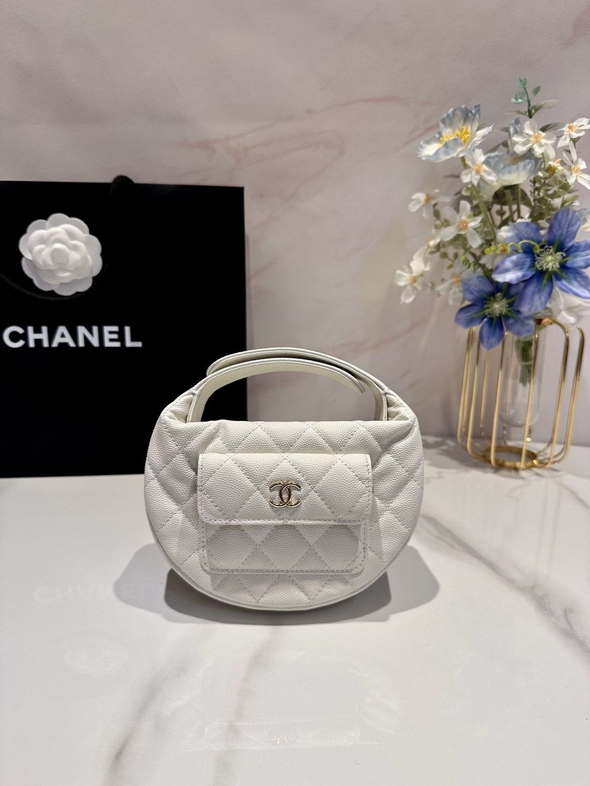 Chanel Caviar Quilted Mini Small Top Handle Bag White/Black For Women 16cm / 6.3in