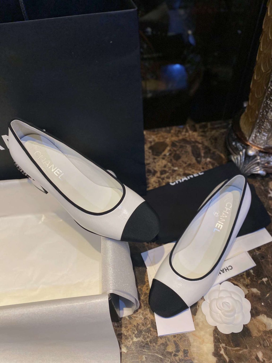 Chanel Chain Pumps White For Women