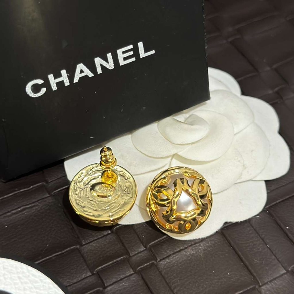 Chanel Double C-Shaped Round Pearl Earrings Gold For Women