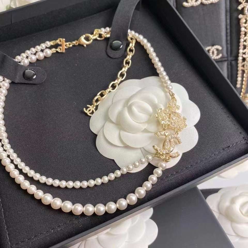 Chanel Double Pearl Crown Necklace White For Women