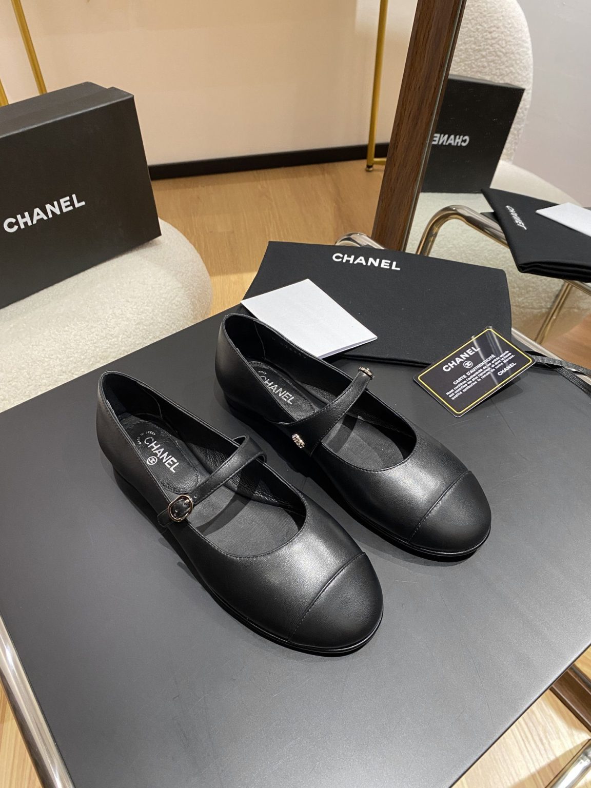 Chanel Flat Shoes Black For Women