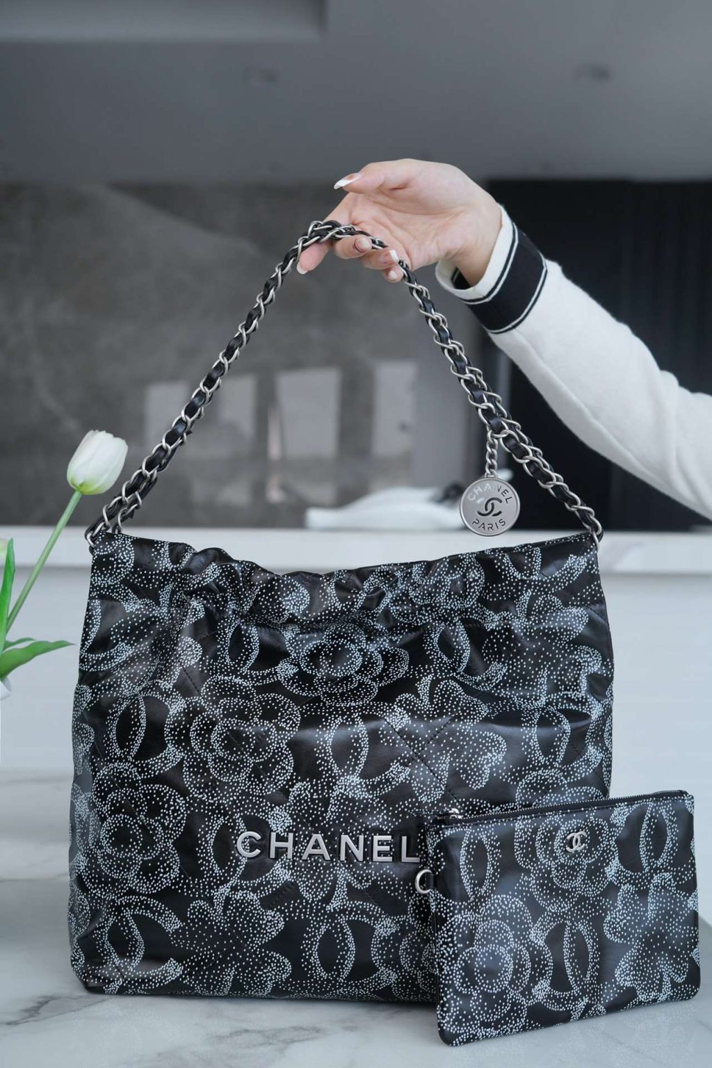 Chanel Flower Patterns Casual Style Logo Handbags Black For Women 37cm / 14.5in AS3261 B14797 NS806