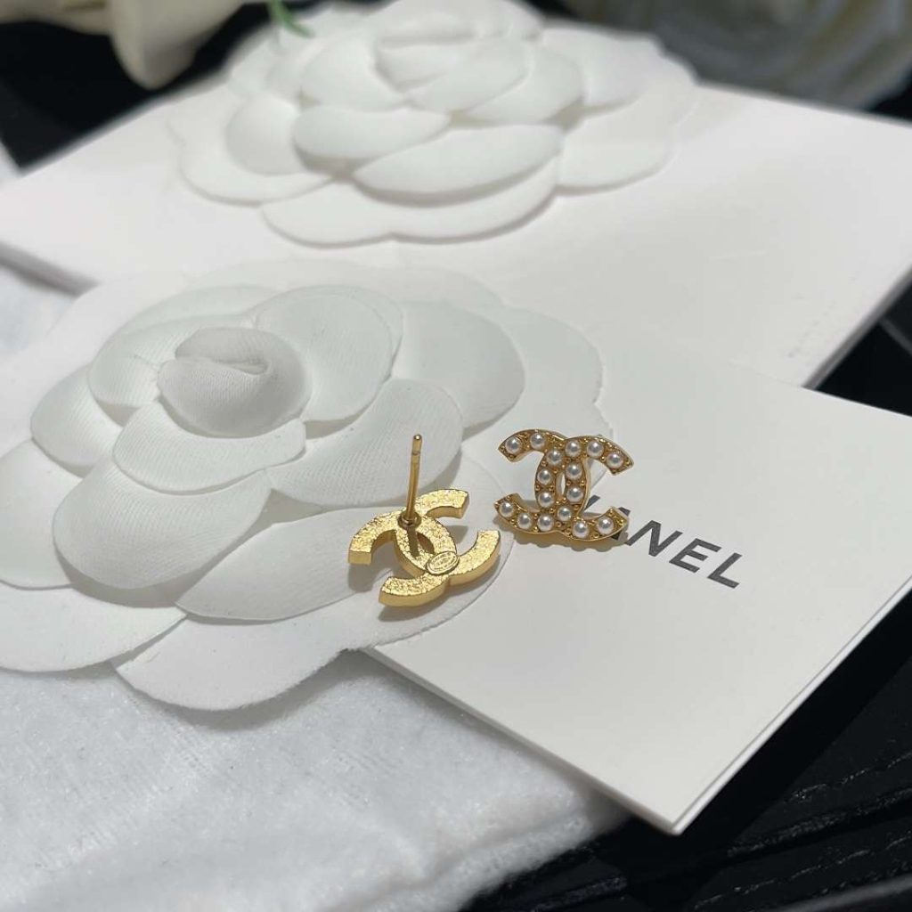 Chanel Fragrant Double C Pearl Earrings Gold For Women