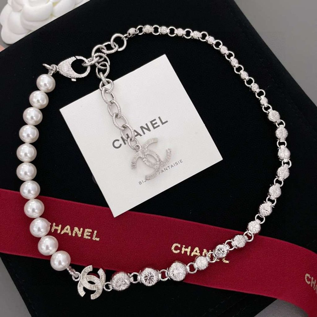 Chanel-Half-Bead-Choker-Necklace-8