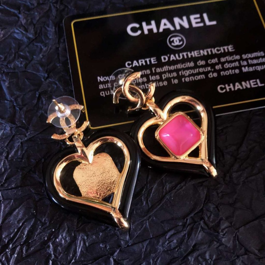 Chanel Heart Earrings Pink For Women