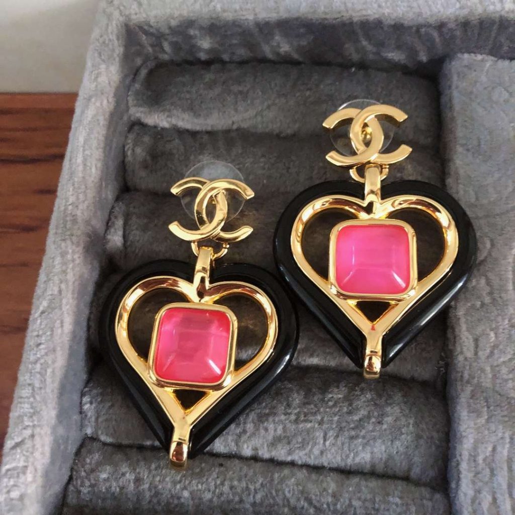 Chanel Heart Earrings Pink For Women