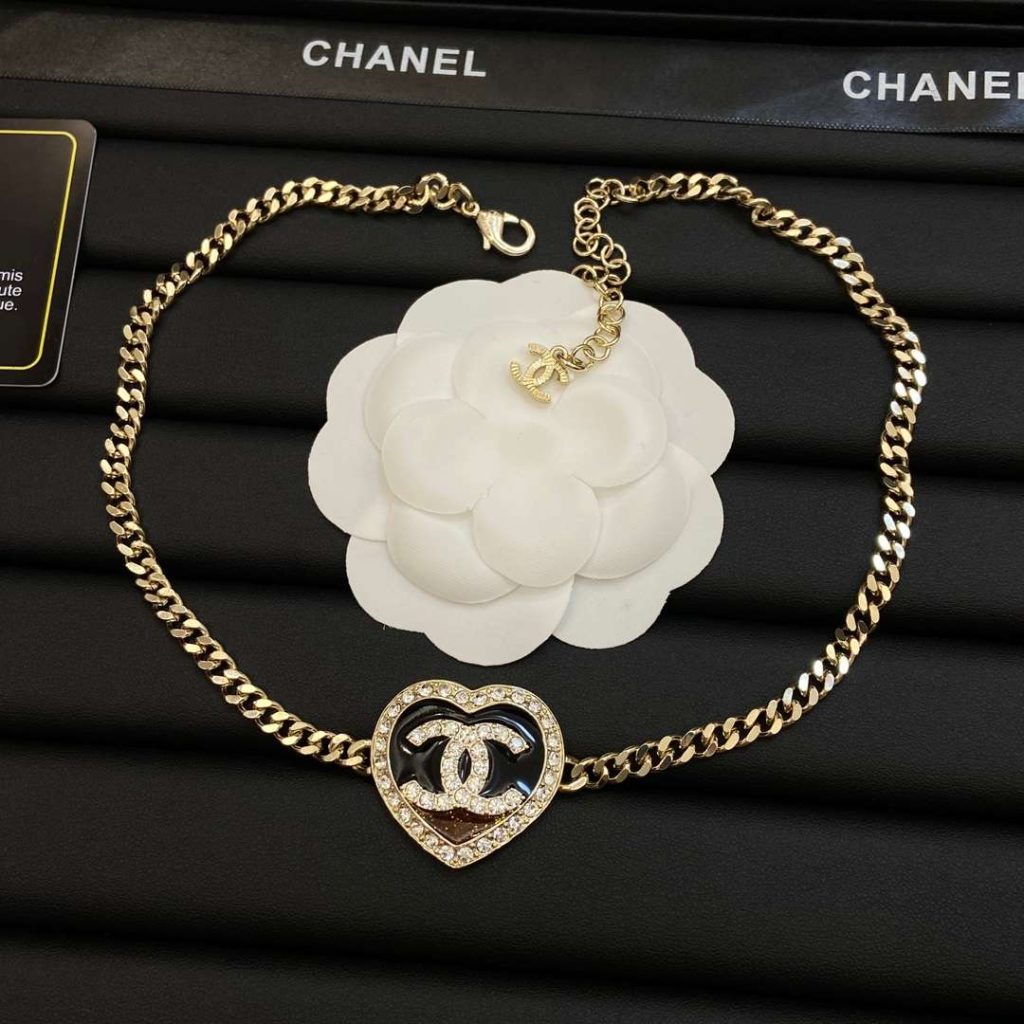 Chanel Heart Necklace Gold For Women