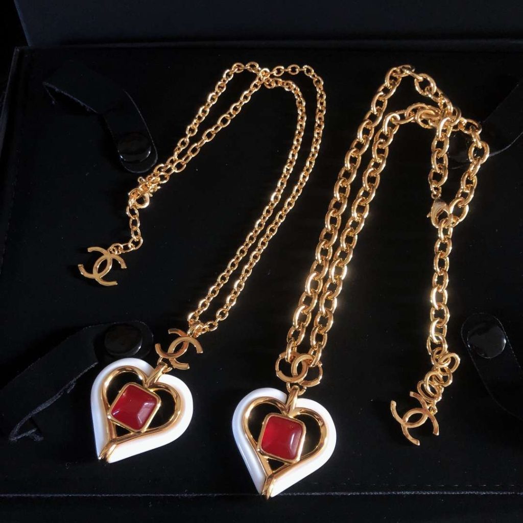 Chanel Heart Necklaces Gold For Women