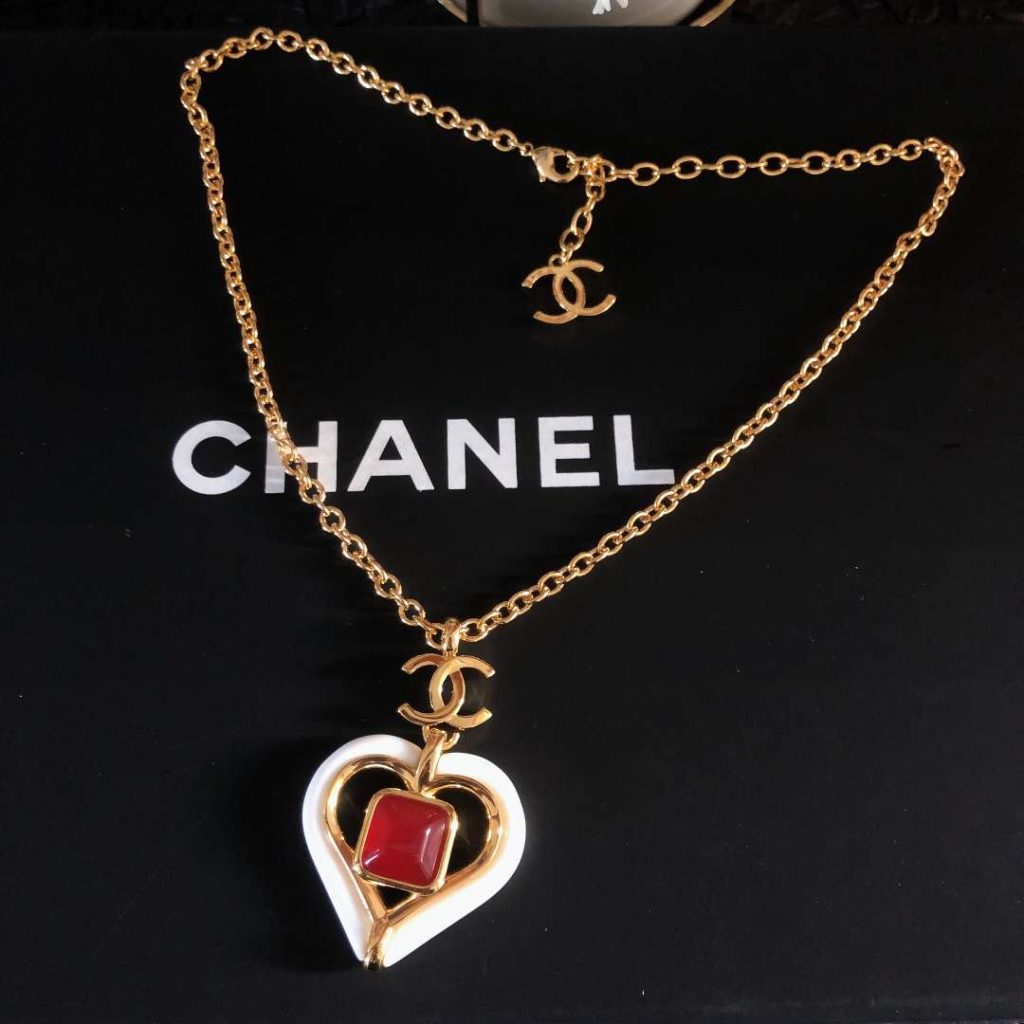 Chanel Heart Necklaces Gold For Women