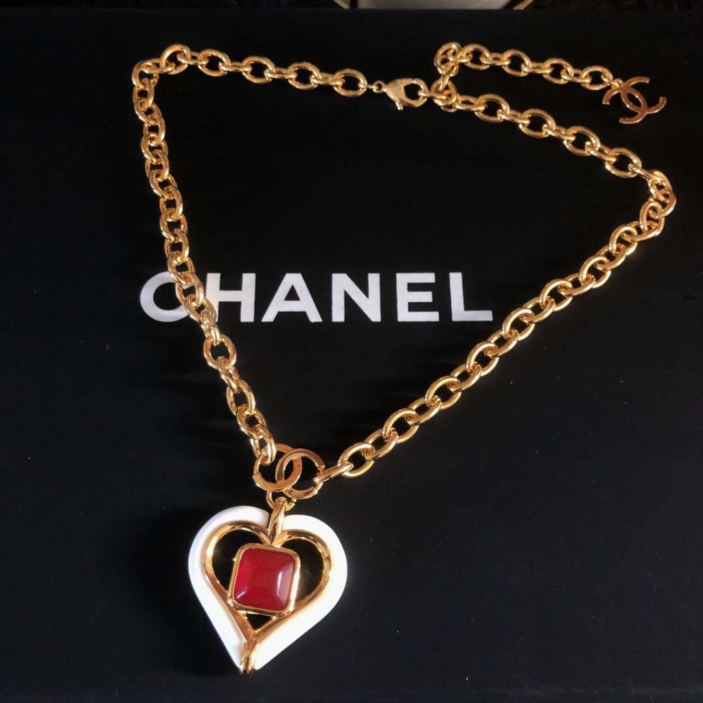 Chanel Heart Necklaces Gold For Women