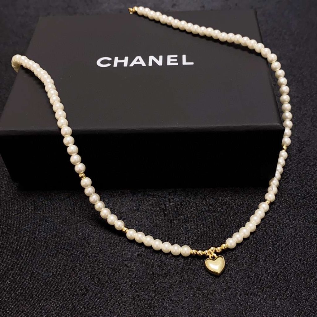 Chanel Heart Pearl Necklace White For Women