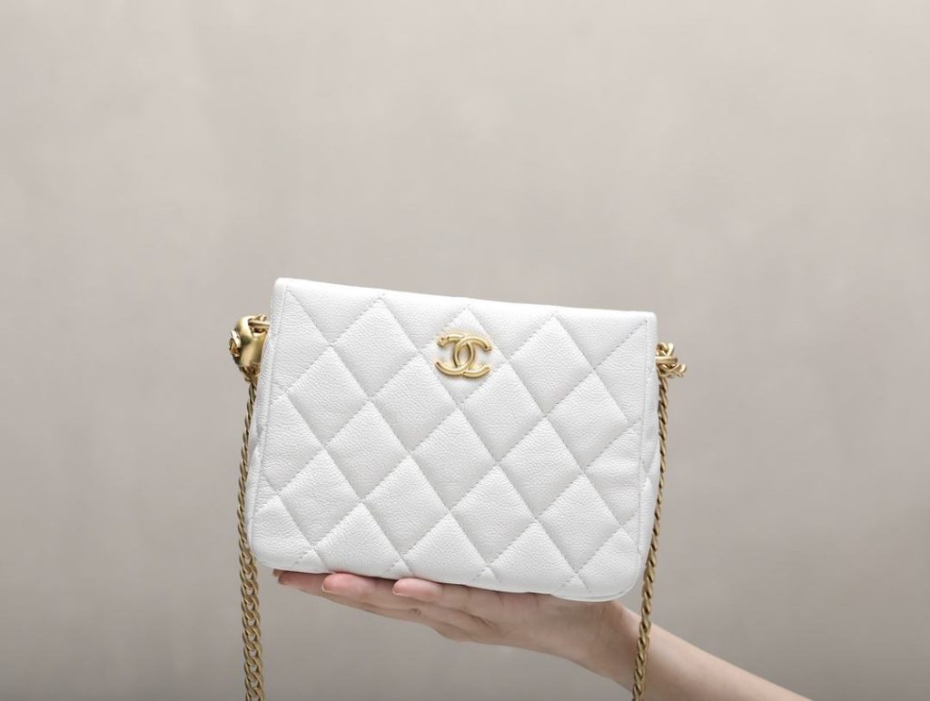 Chanel HoBo Heart Adjustment Buckle White For Women 18cm / 7.1in