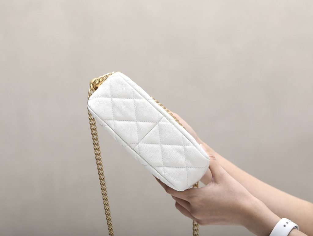 Chanel HoBo Heart Adjustment Buckle White For Women 18cm / 7.1in