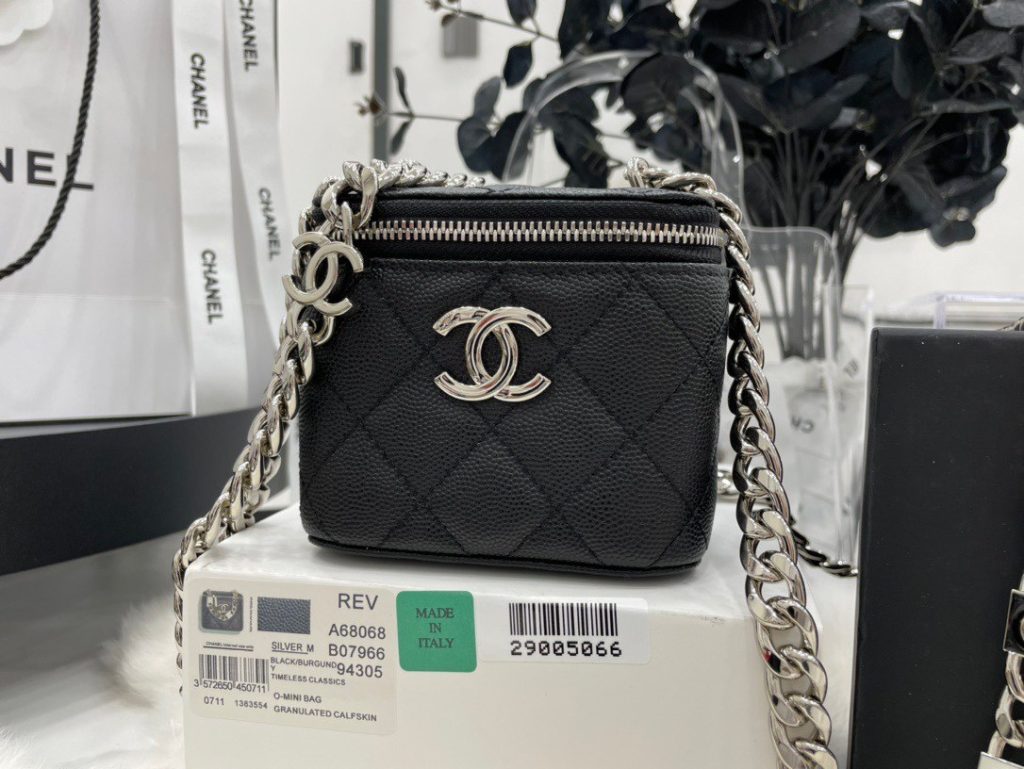 Chanel Mini Vanity Bag Black/White For Women 11cm / 4.3in